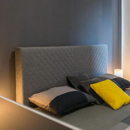 Laveruda Apartment With Balcony And Free Parking Pula Buitenkant foto