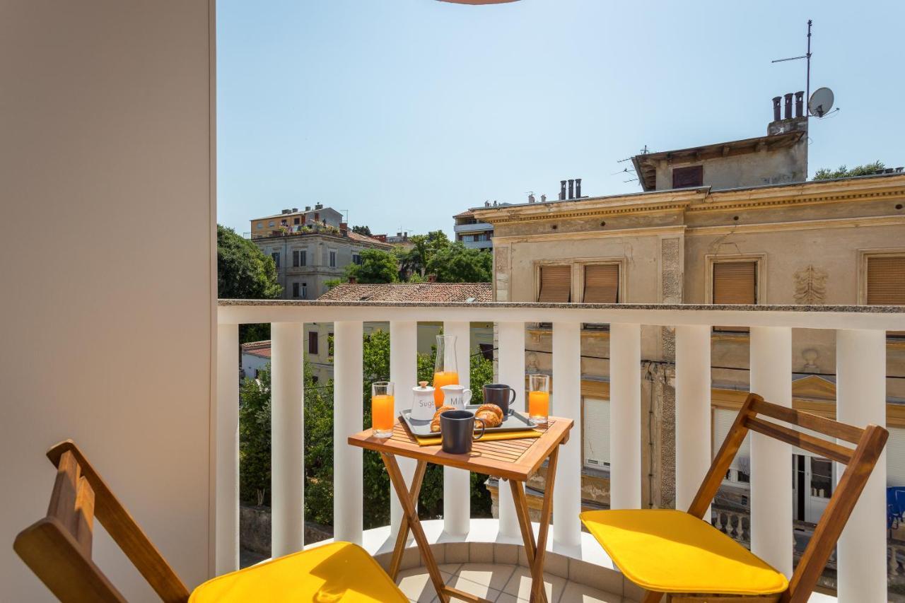 Laveruda Apartment With Balcony And Free Parking Pula Buitenkant foto